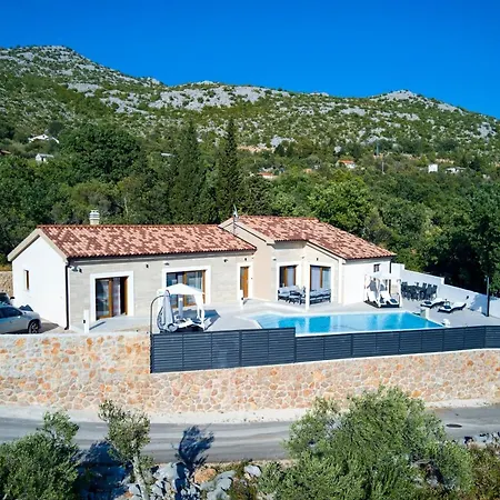Ivana 2 Villa Starigrad Paklenica