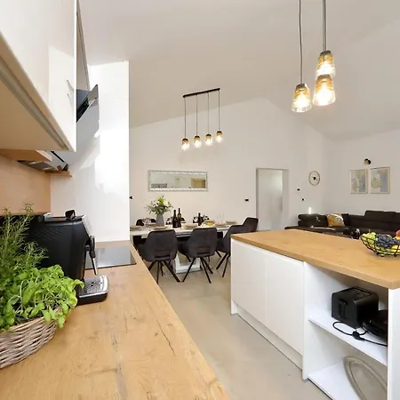 Villa Ivana 2 Starigrad Paklenica