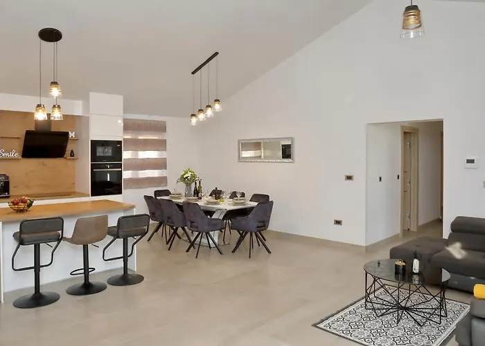 Ivana 2 Вилла *