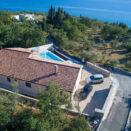 Ivana 2 Villa *