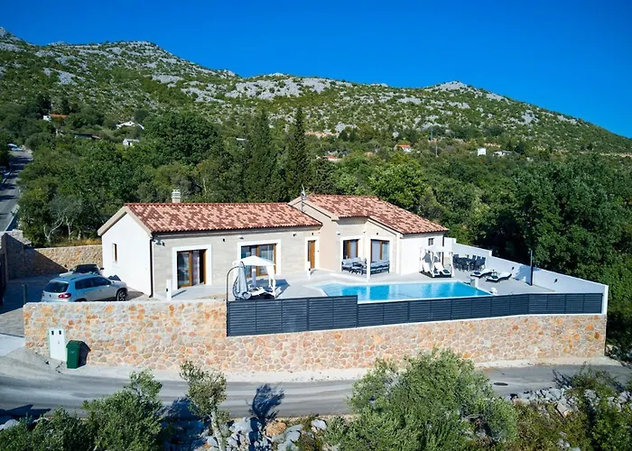 Ivana 2 Vila Starigrad Paklenica